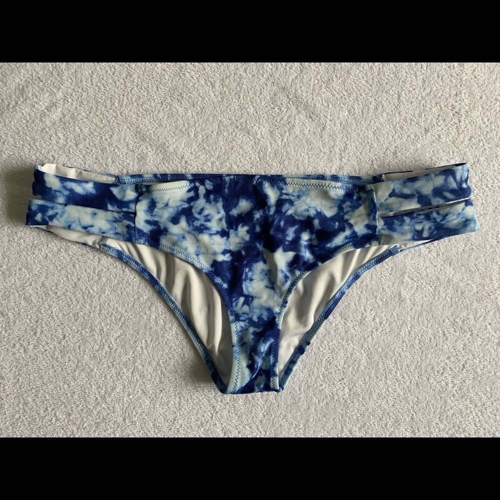 PINK Victoria’s Secret tie dye bottoms